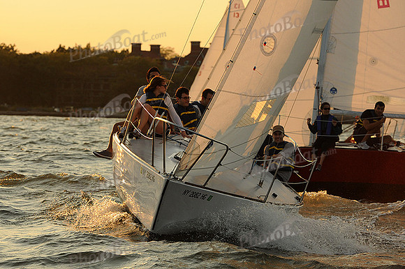 2012 NY Architects Regatta 719