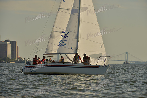 2016 NY Architects Regatta_0854
