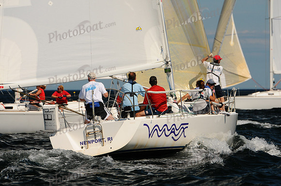 2011 J105 NAs B 573