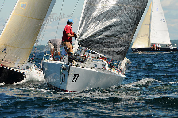 2011 J105 NAs A 271