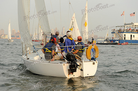 2013 NY-Architects-Regatta 327