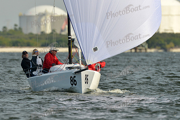 2015 J70 Winter Series B 1030