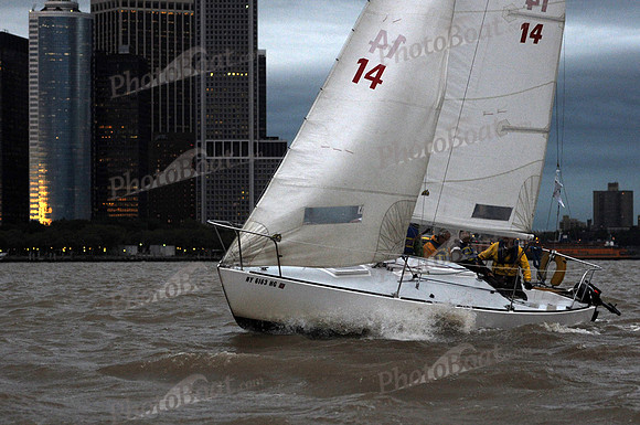 2011 NY Architects Regatta 821