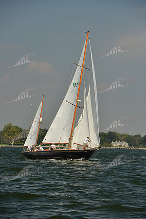 2015 IHYC Classic Yacht Regatta 046