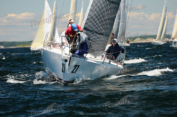 2011 J105 NAs A 951