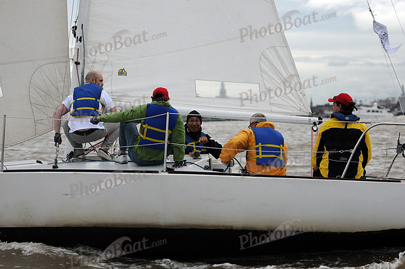 2011 NY Architects Regatta 213