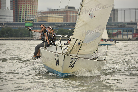2018 NY Architects Regatta A_1046