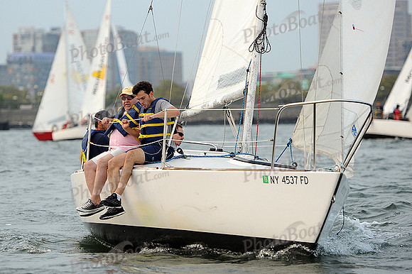 2013 NY-Architects-Regatta 701