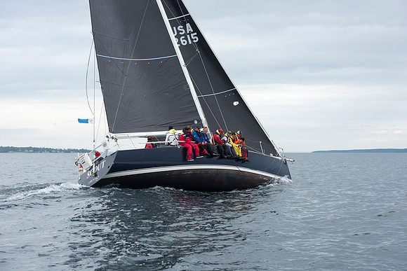 2019 Chicago to Mackinac G_2265-byPhotoBoat