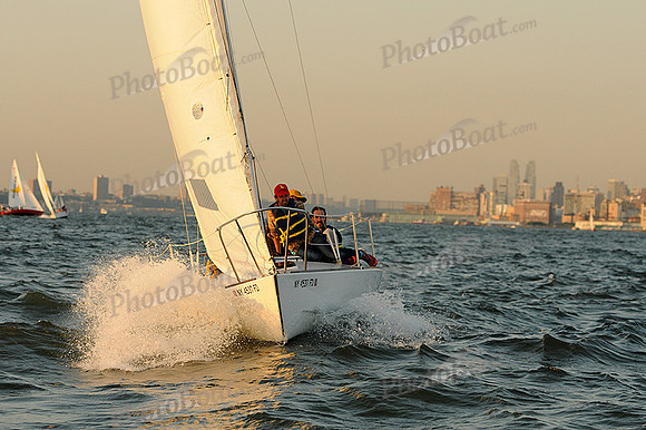 2012 NY Architects Regatta 666