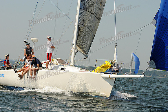 2012 Vineyard Race A 808