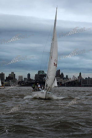 2011 NY Architects Regatta 639