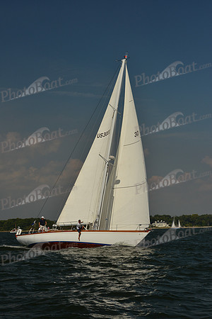 2015 IHYC Classic Yacht Regatta 110