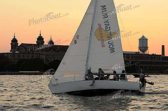 2012 NY Architects Regatta 1182