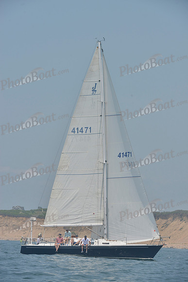 2025 Block Island Race Week B_0573