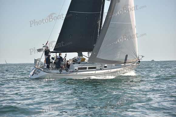 2024 Figawi 2250