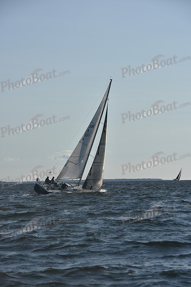 2021 Vineyard Race B 2840