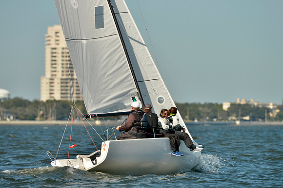 2016-2017 Quantum J70 Winter Series I_0580