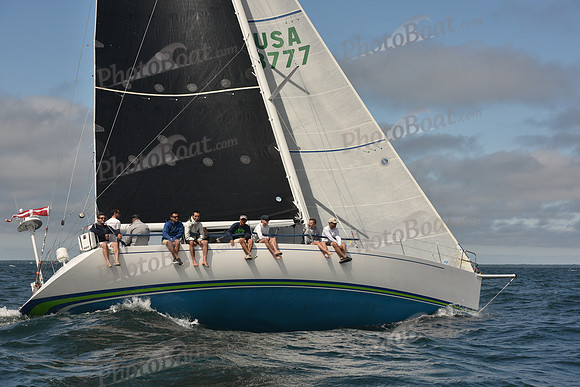 2018 Round Marthas Vineyard_1200