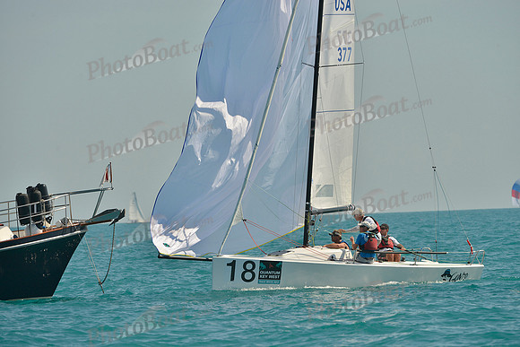 2017 Quantum Key West RW J 437