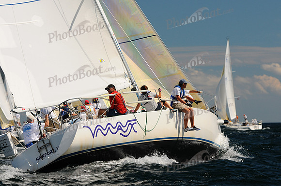 2011 J105 NAs B 215
