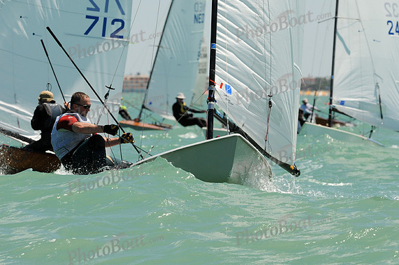 2012 Contender Worlds A 824