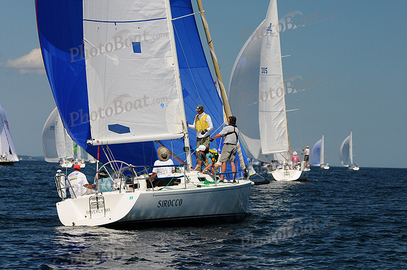 2011 J105 NAs C 206