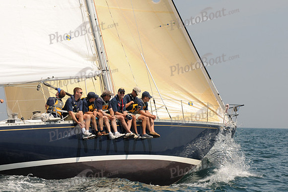 2010_Newport_Bermuda 855