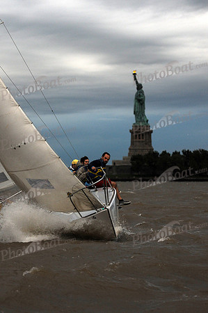 2011 NY Architects Regatta 739