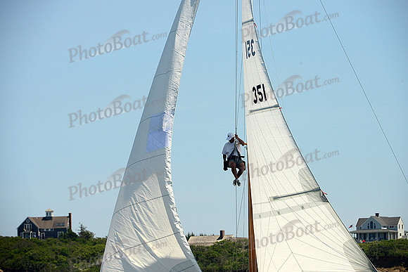 2013 Block Island Race Week A1 897