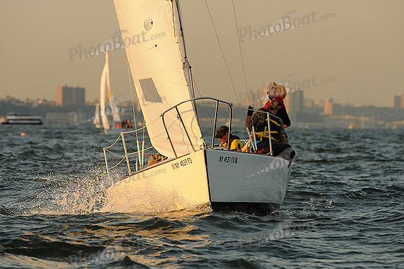 2012 NY Architects Regatta 644