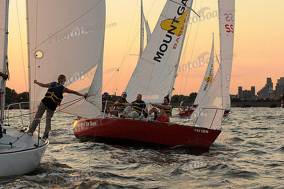 2012 NY Architects Regatta 1086