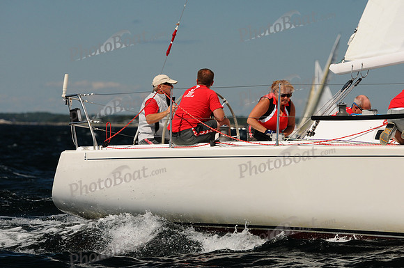 2011 J105 NAs B 411
