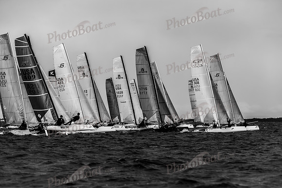 2015 F18 Americas I_0197-byPhotoBoat -BW