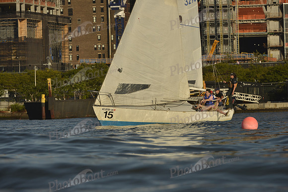 2016 NY Architects Regatta_1090