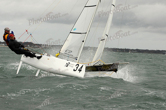 2011 F18 NA A 372