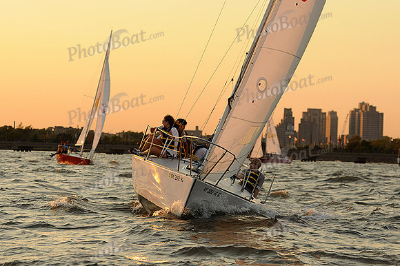2012 NY Architects Regatta 935