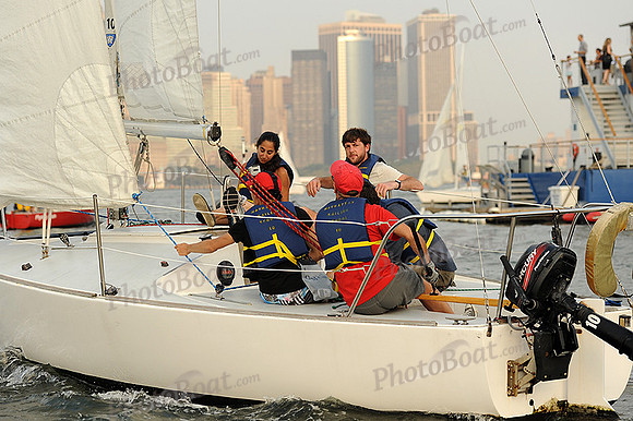 2013 NY-Architects-Regatta 341