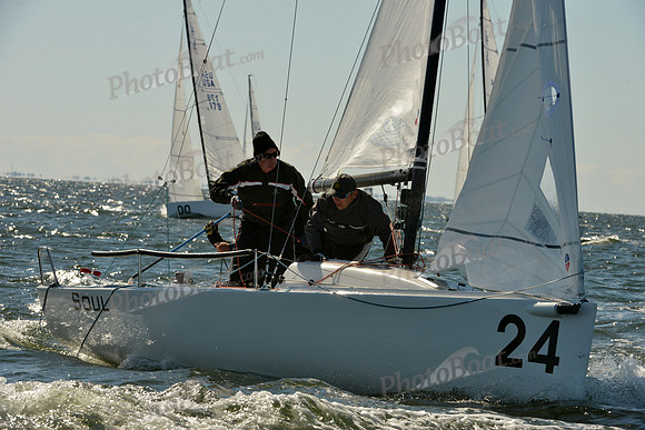2016 J70 Midwinters A_0025