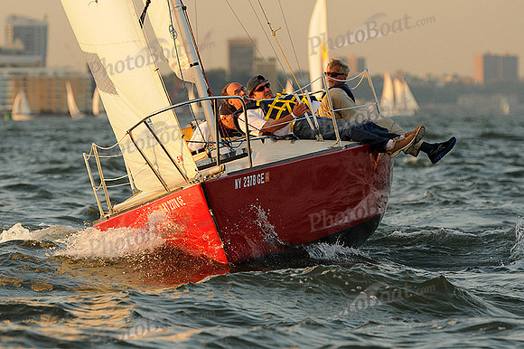 2012 NY Architects Regatta 686