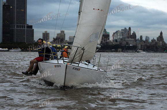 2011 NY Architects Regatta 595