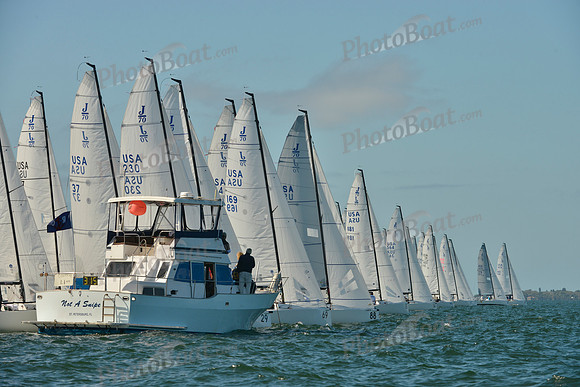 2017 Quantum J70 Midwinters A_0027