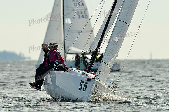 2015 J70 Winter Series B 1071