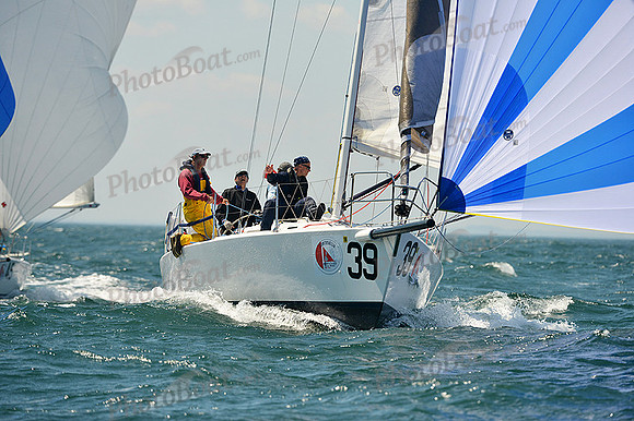 2015 Block Island Race Week B 307