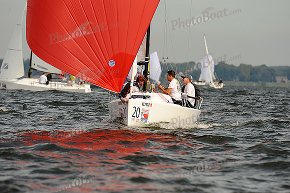 2013 J70 NAs A 025