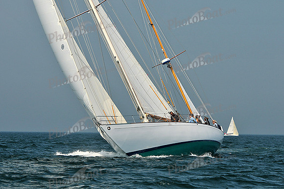 2013 Block Island Race Week B 2438
