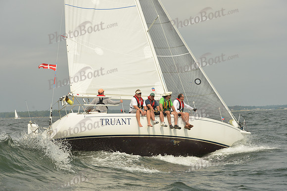 2015 Vineyard Race A 1100