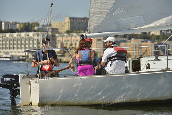 2016 NY Architects Regatta_0028