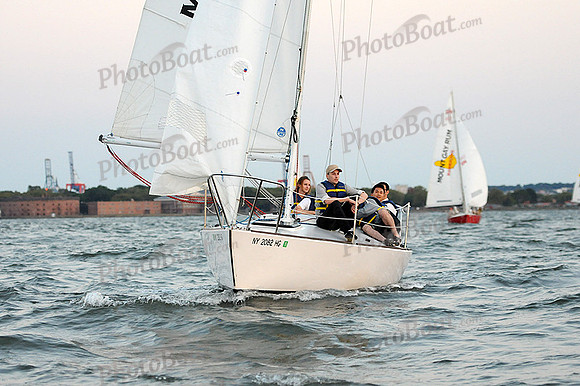 2012 NY Architects Regatta 1223