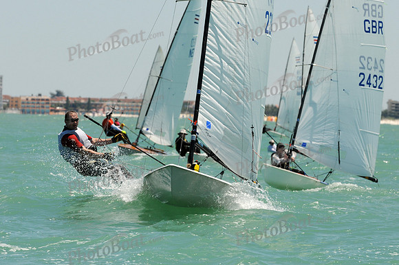2012 Contender Worlds A 820